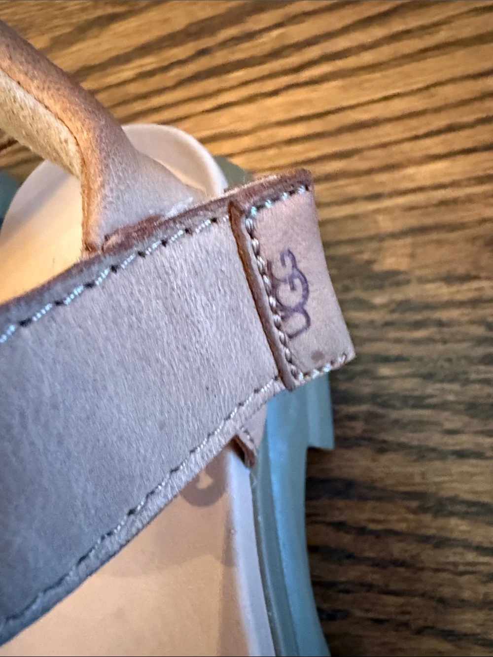 UGG Chunky Platform Sport Sandals Leather Logo Webbing Tan Estimated 6 1/2-7
